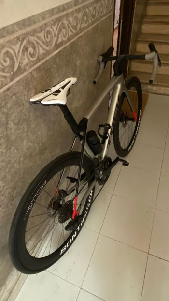 Trek Madone SL 7 Gen 8 2025 Frameset 2025 Road & Gravel d'occasion — image 11 sur 13