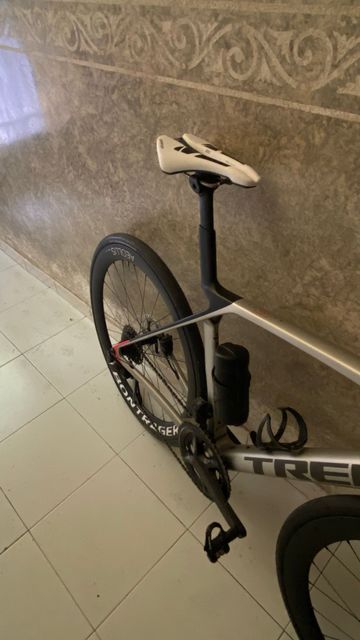 Brugt Trek Madone SL 7 Gen 8 2025 Frameset 2025 Road & Gravel — billede 12 af 13