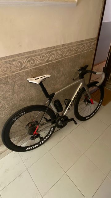 Brugt Trek Madone SL 7 Gen 8 2025 Frameset 2025 Road & Gravel — billede 4 af 13