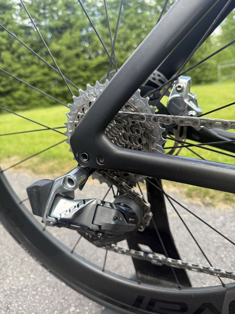 Used Specialized S-Works Tarmac SL7 - SRAM Red eTap AXS 2023 2023 Road & Gravel, Green — image 10 of 20