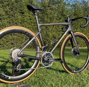 Used Specialized S-Works Tarmac SL7 - SRAM Red eTap AXS 2023 2023 Road & Gravel, Green — image 2 of 4