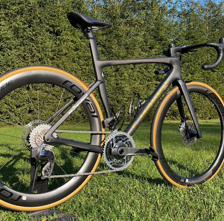 Used Specialized S-Works Tarmac SL7 - SRAM Red eTap AXS 2023 2023 Road & Gravel, Green — image 2 of 4