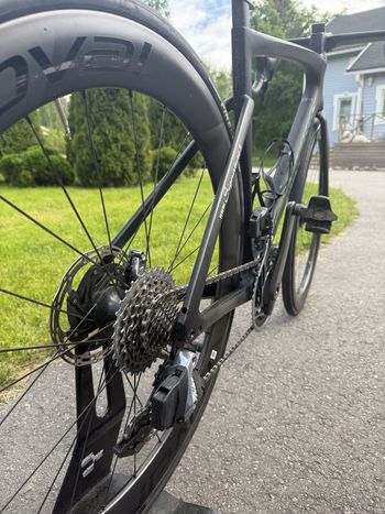 Used Specialized S-Works Tarmac SL7 - SRAM Red eTap AXS 2023 2023 Road & Gravel, Green — image 6 of 20