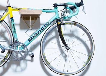 Used Bianchi Bianchi SL Lite Alloy - Reparto Course - Campagnolo Record 1999 Road & Gravel — image 4 of 8