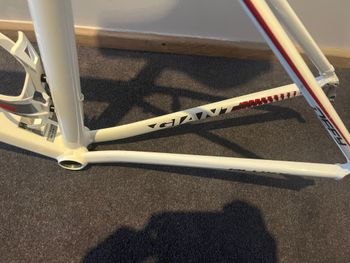 Used Giant Defy 3 2014 Frameset 2014 Road & Gravel, White — image 11 of 18