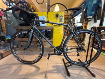 Used Genesis Equilibrium 725 2020 Road & Gravel — image 2 of 4