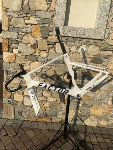 Gebrauchtes Factor Frameset Factor Monza 2026 Frameset 2026 Road & Gravel, Weiß — Bild 2 von 6