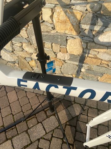 Gebrauchtes Factor Frameset Factor Monza 2026 Frameset 2026 Road & Gravel, Weiß — Bild 4 von 6