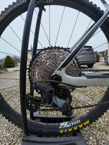 Used Canyon Exceed CF 6 2021 2021 Mountainbike, Light Gray, 29 — image 3 of 9