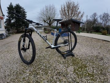 Used Canyon Exceed CF 6 2021 2021 Mountainbike, Light Gray, 29 — image 2 of 9