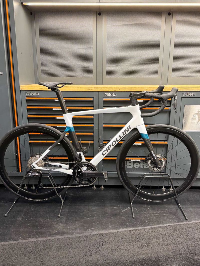 Used Cipollini BOND EVO SHIMANO ULTEGRA 2024 2024 Road & Gravel