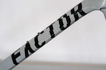 Gebrauchtes Factor O2 2023 Frameset 2023 Road & Gravel, Hellgrau — Bild 11 von 13