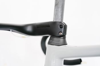 Used Factor O2 2023 Frameset 2023 Road & Gravel, Gris claro — image 2 of 16