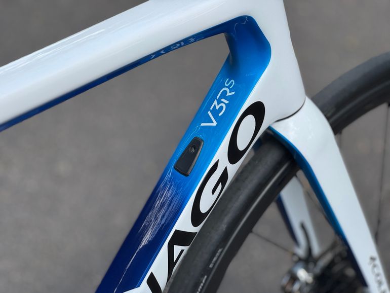 Used Colnago V3-RS Disc Carbon 2022 Road & Gravel, White — image 2 of 18