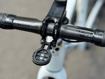 Used Colnago V3-RS Disc Carbon 2022 Road & Gravel, White — image 9 of 18