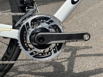Used Colnago V3-RS Disc Carbon 2022 Road & Gravel, White — image 4 of 18