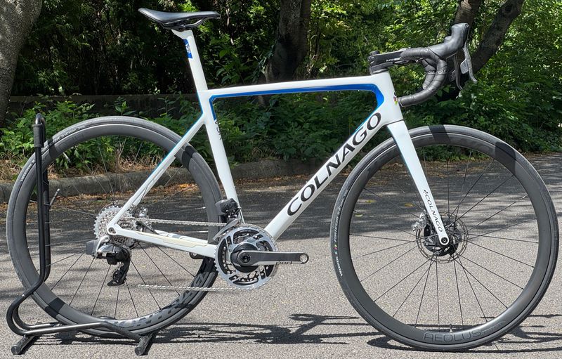 Colnago V3-RS Disc Carbon 2022 Road & Gravel d'occasion