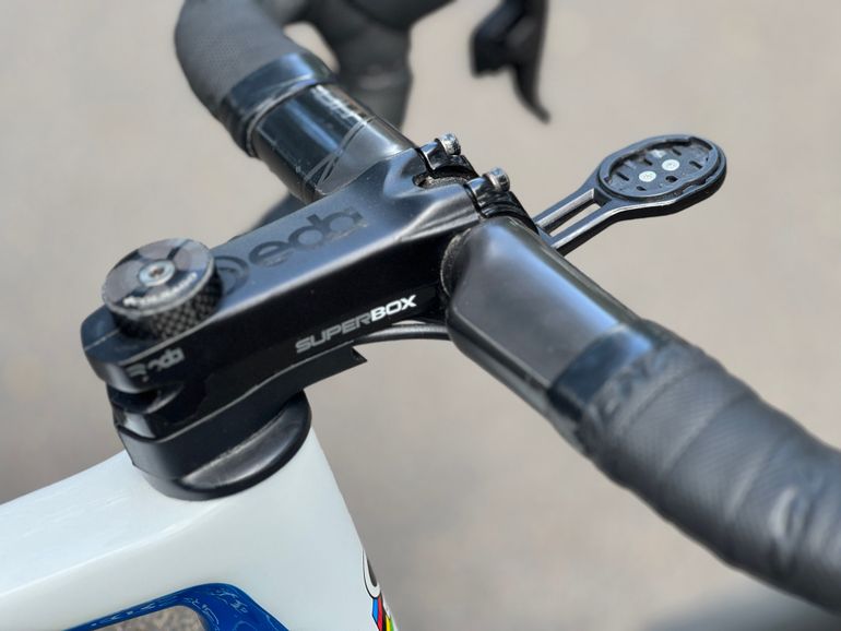 Used Colnago V3-RS Disc Carbon 2022 Road & Gravel, White — image 7 of 18