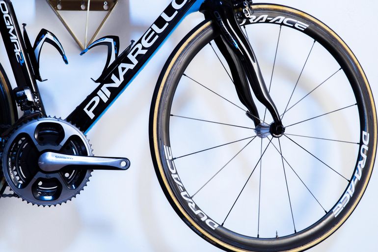 Used Pinarello Painrello DOGMA 2 - Team Sky - Rigoberto Uran 2012 Road & Gravel, Schwarz — image 3 of 9