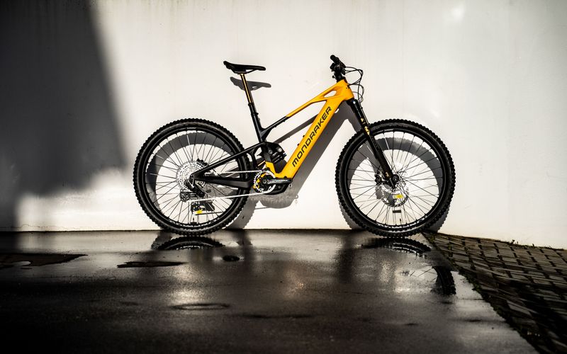 Mondraker CRAFTY RR S 2026 2026 Mountainbike usato, Arancione — immagine 2 di 7