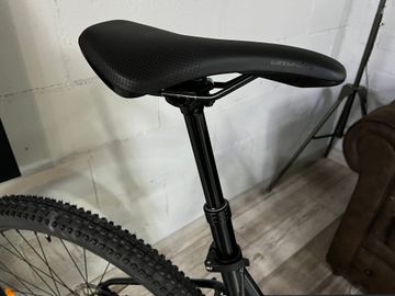 Used Cannondale Trail 1 2026 2026 Mountainbike, Black, 27.5 — image 7 of 15