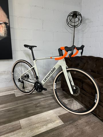 Tweedehands Cannondale Synapse Carbon 4 2026 2026 Road & Gravel — afbeelding 14 van 15
