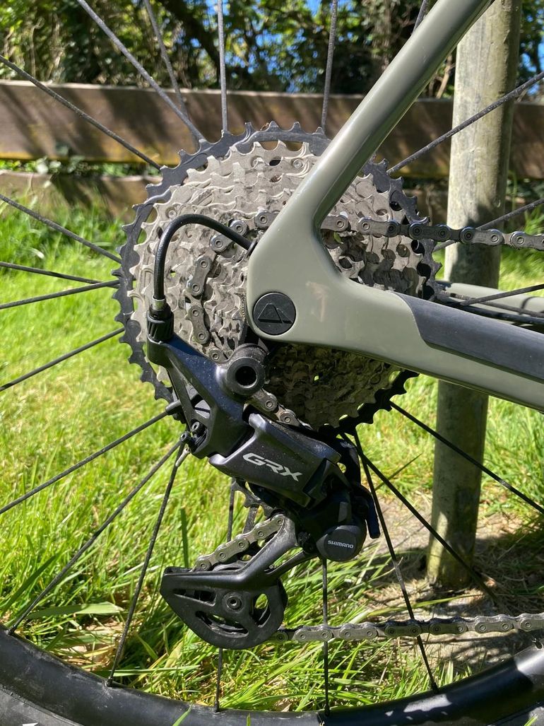 Used Canyon Grizl Shimano GRX 2024 Road & Gravel, Green — image 4 of 5