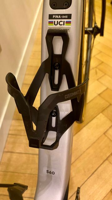 Used Pinarello X7 SRAM Force eTap AXS 2025 Road & Gravel, Light Gray — image 8 of 10