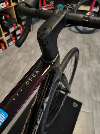 Used Orbea ORCA M21eTEAM PWR 2023 2023 Road & Gravel, Purple — image 5 of 6