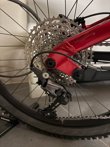 Used Olympia Hysac 2025 Mountainbike, Red — image 4 of 6