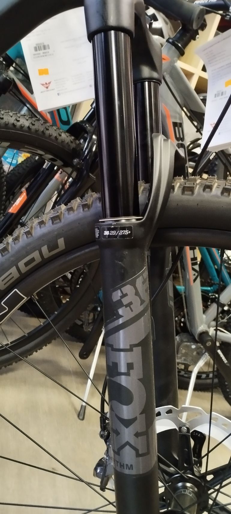Used Whistle Comanche 2026 Mountainbike — image 10 of 14