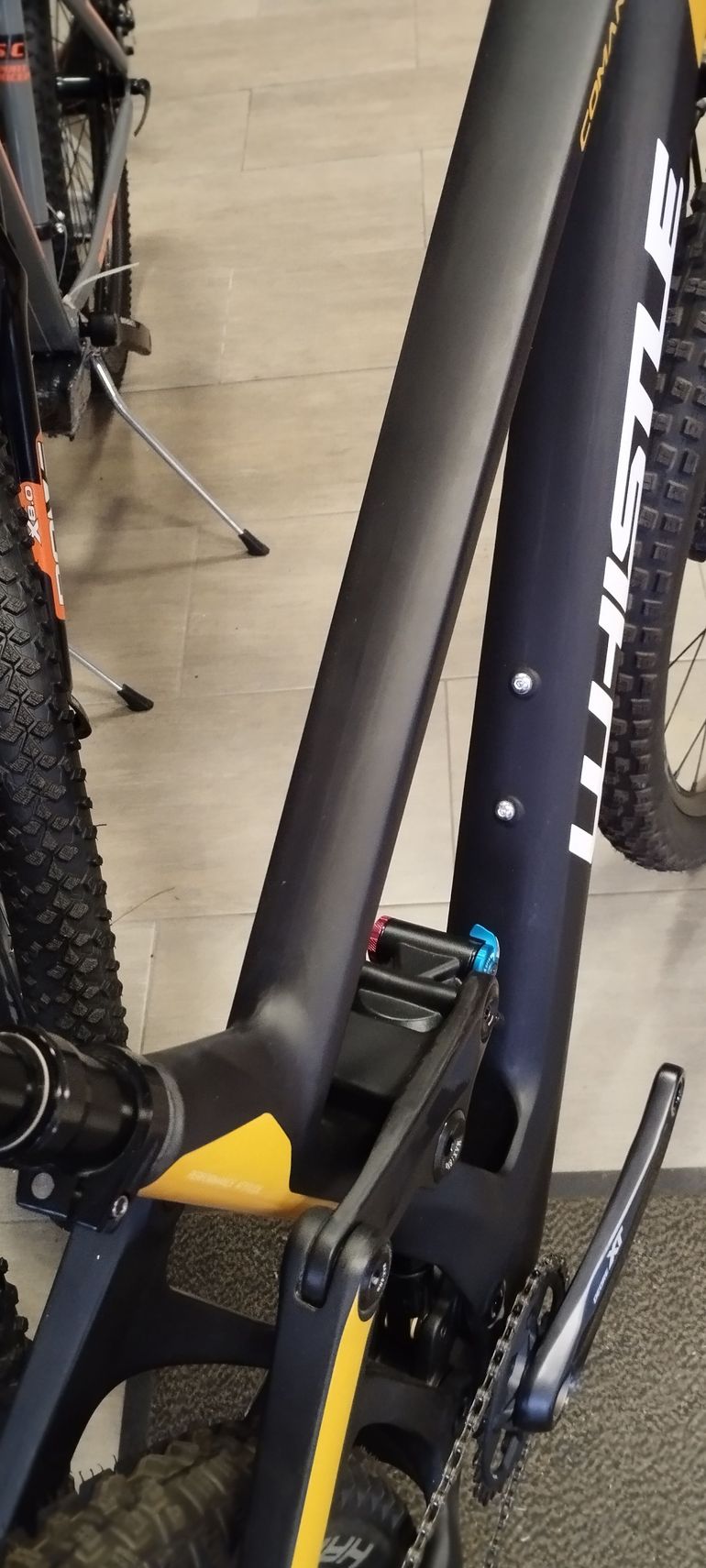 Used Whistle Comanche 2026 Mountainbike — image 4 of 14