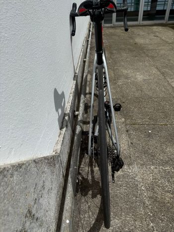 Used Trek Émonda SL 6 Pro Di2 2023 2023 Road & Gravel, Red — image 9 of 17