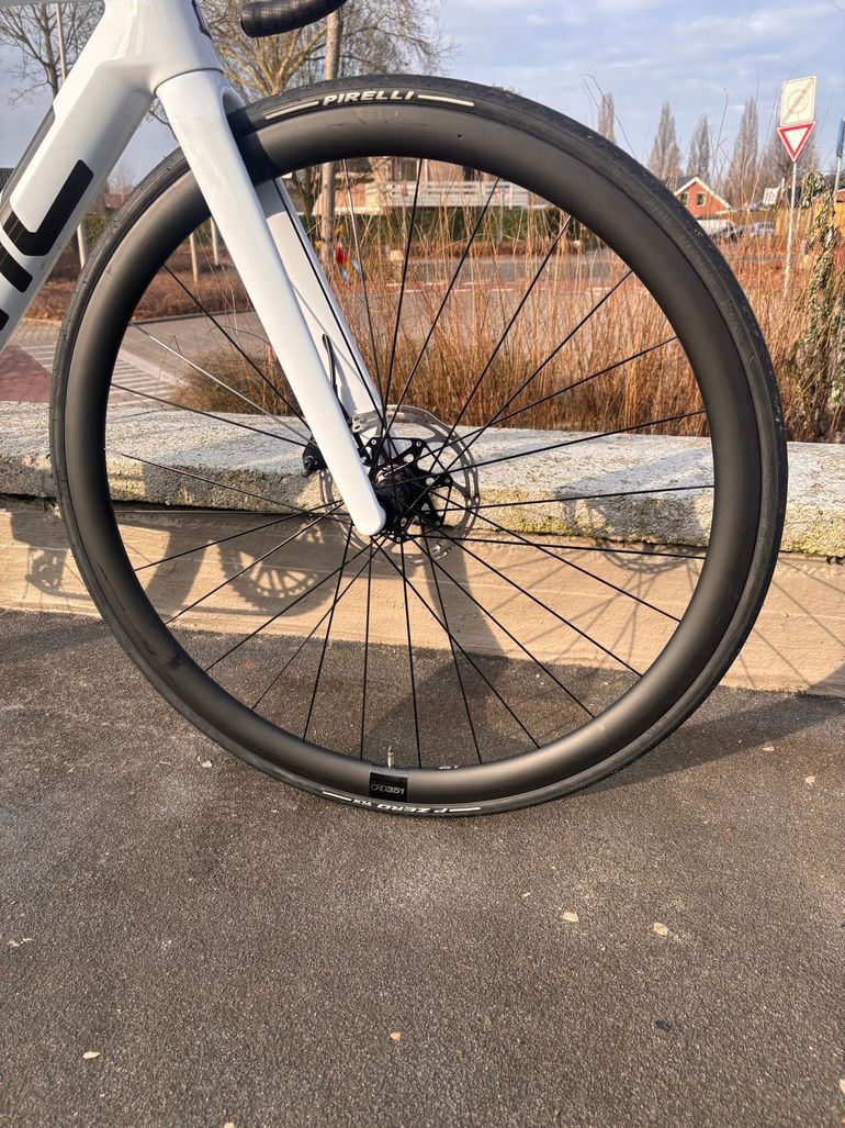 Used BMC Teammachine SLR ONE 2026 2026 Road & Gravel, White — image 8 of 11