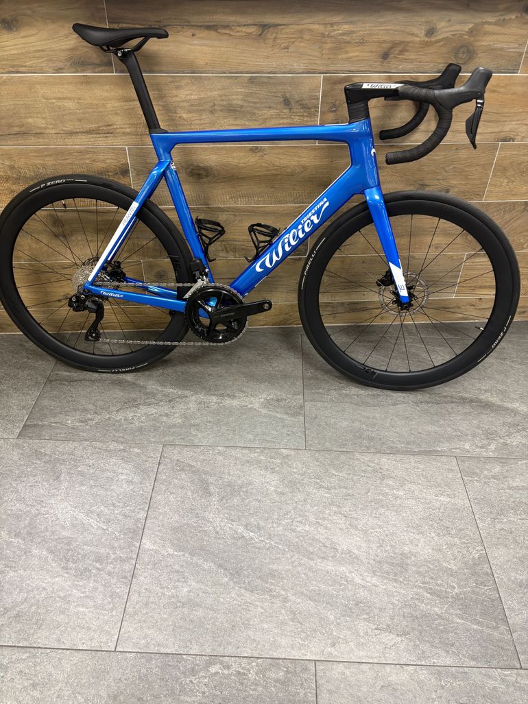 Used Wilier Filante Shimano 105 Di2 2025 Road & Gravel — image 1 of 5