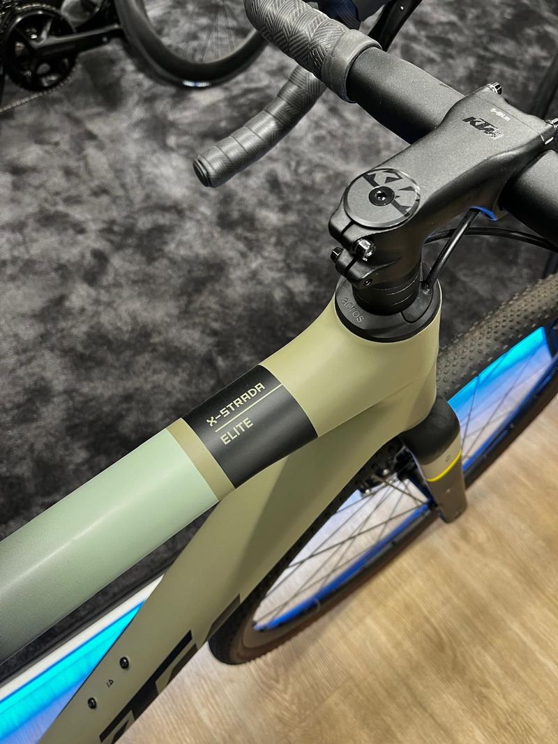 Gebrauchtes KTM X-STRADA ELITE 2025 2025 Road & Gravel, Grün — Bild 3 von 5