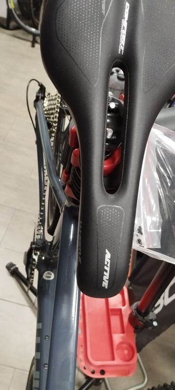 Brugt Whistle MODOC SHIMANO GRX 400 2025 Road & Gravel — billede 10 af 25