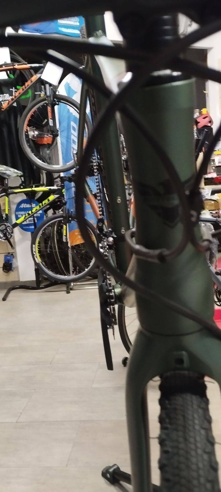 Used Bottecchia Gravel Monster AL 2022 2022 Road & Gravel, Grün — image 12 of 17