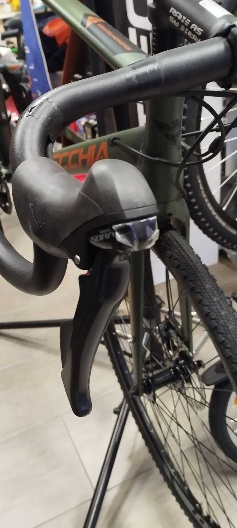 Used Bottecchia Gravel Monster AL 2022 2022 Road & Gravel, Grün — image 9 of 17
