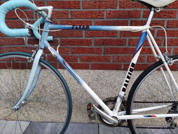 Used Raleigh Flyer Vintage 1990 Road & Gravel, White — image 5 of 10