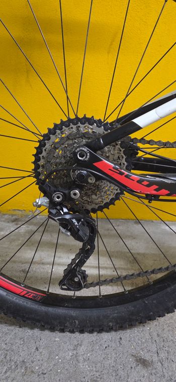 Used Scott Spark 730 2015 2015 Mountainbike, Red — image 2 of 5