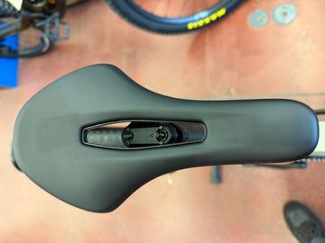Used Megamo LANDE 2025 2025 Road & Gravel, Light Gray — image 7 of 11