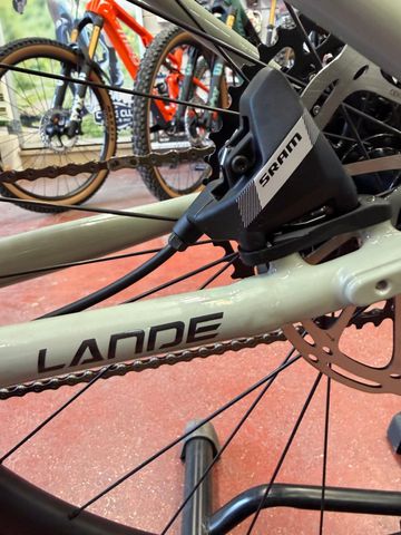 Used Megamo LANDE 2025 2025 Road & Gravel, Light Gray — image 3 of 11