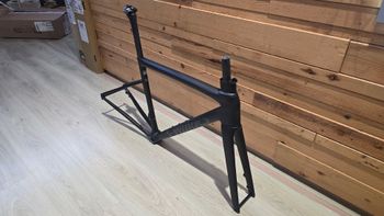 Used Specialized S-Works Tarmac SL8 - Shimano Dura-Ace Di2 2026 Frameset 2026 Road & Gravel, Black — image 3 of 3