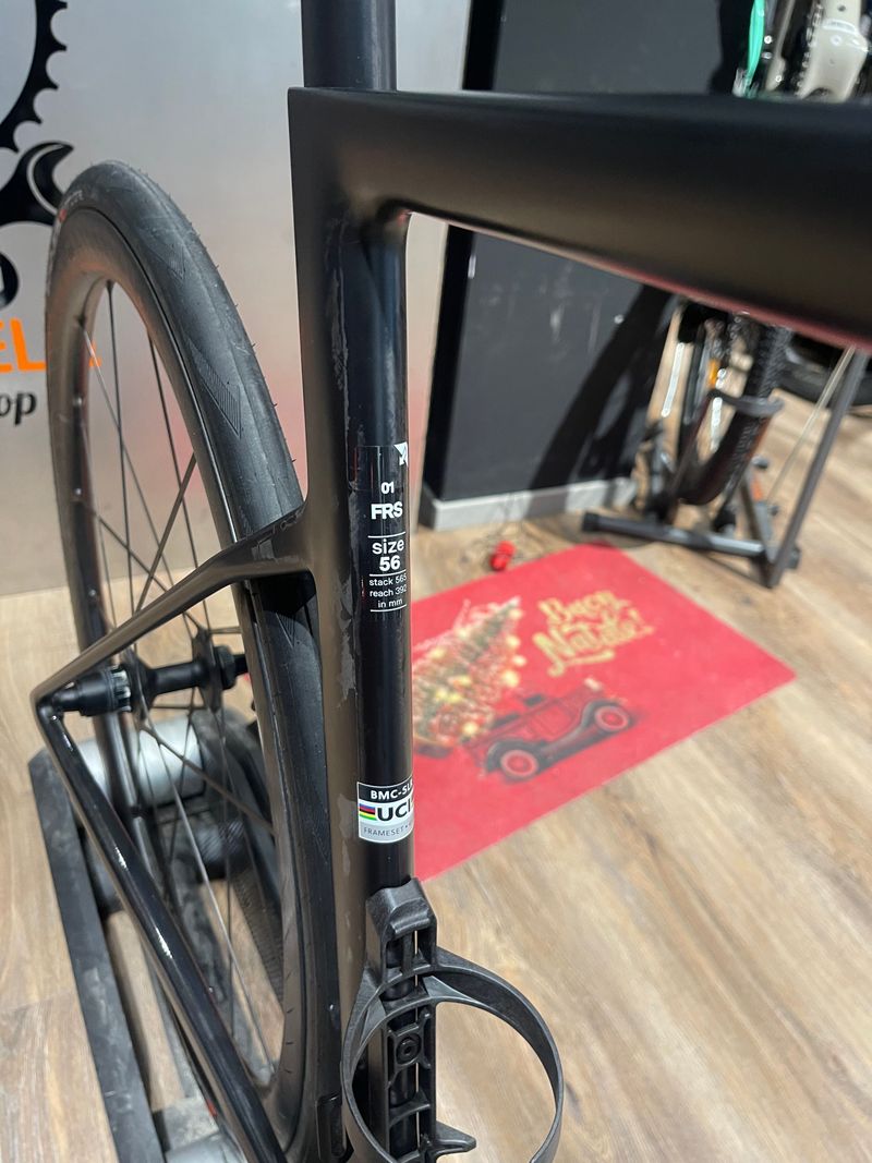 Tweedehands BMC Teammachine SLR 01 TWO 2026 Frameset 2026 Road & Gravel — afbeelding 3 van 4