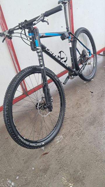 Cannondale F-Si Carbon 2 2017 2017 Mountainbike usato, Nero — immagine 4 di 14