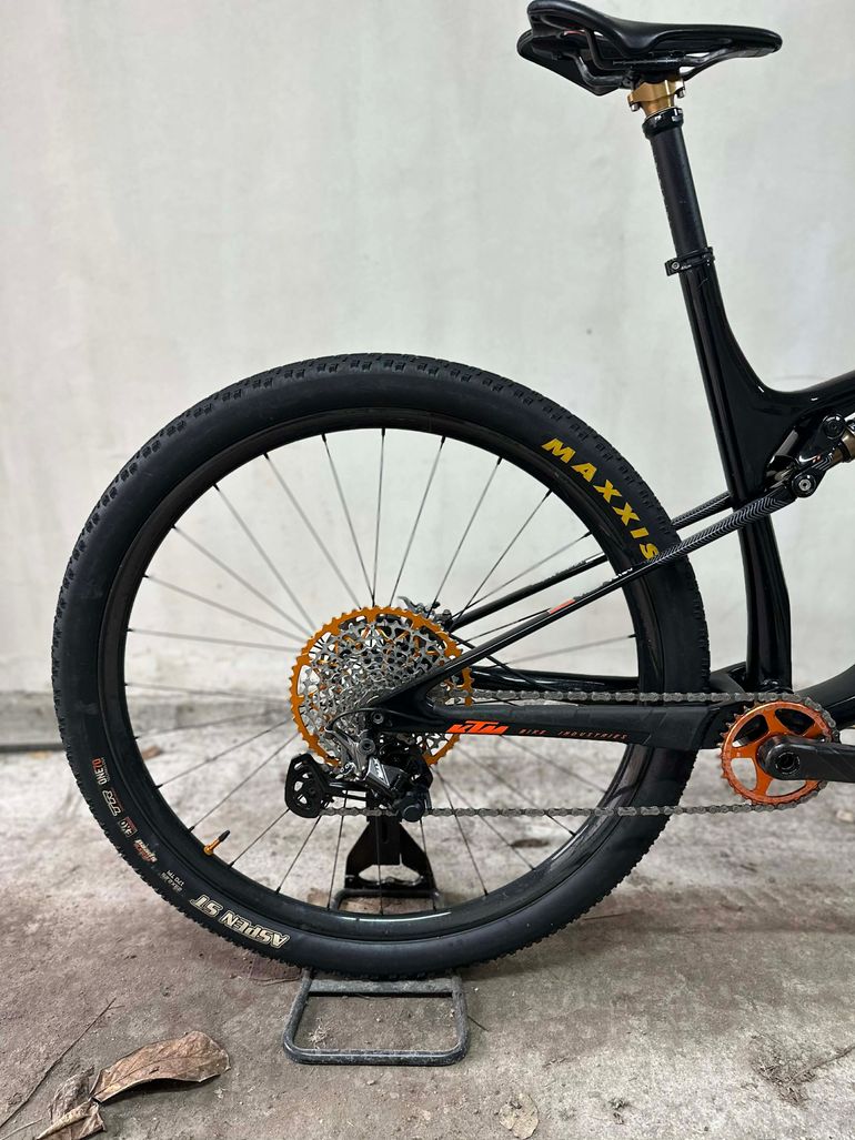 Used KTM Scarp Shimano XTR 2022 Mountainbike, Black, 29 — image 14 of 19