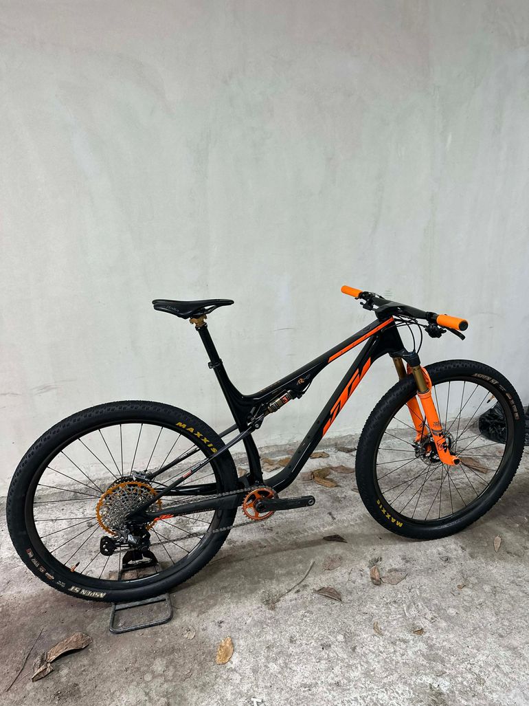 Used KTM Scarp Shimano XTR 2022 Mountainbike, Black, 29 — image 11 of 19