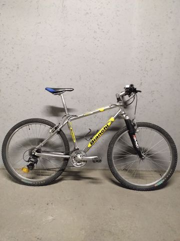 Used Bianchi 900 SF ALLOY 7000 2003 MTB