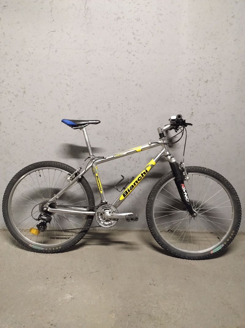 Used Bianchi 900 SF ALLOY 7000 2003 MTB